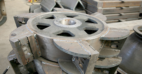 8868在线官网登录入口重工——PFL系列立式复合制砂机 （图1）